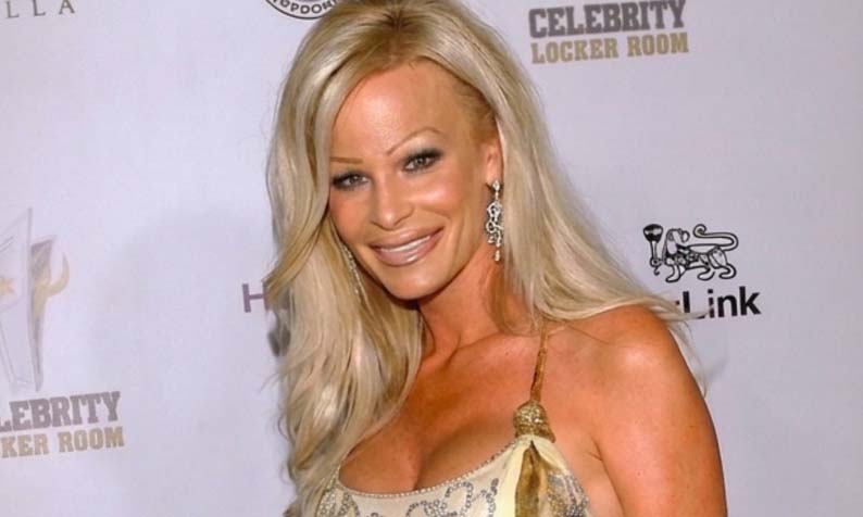 Who Is Lia Gerardini? Inside the Life and Story of Vince Neil’s Ex-Wife